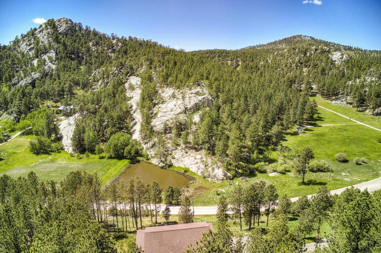 Eagle Pine Lodge Custer Buitenkant foto